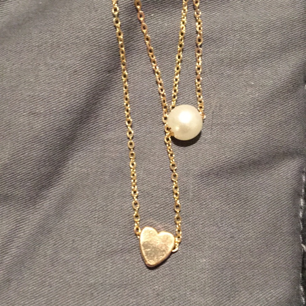 Simple Pearl Necklace